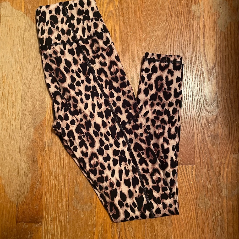 Victoria's Secret Leopard Print Leggings
